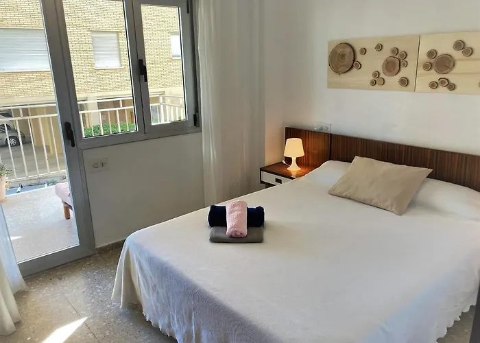 Large Apartment With Sea Views