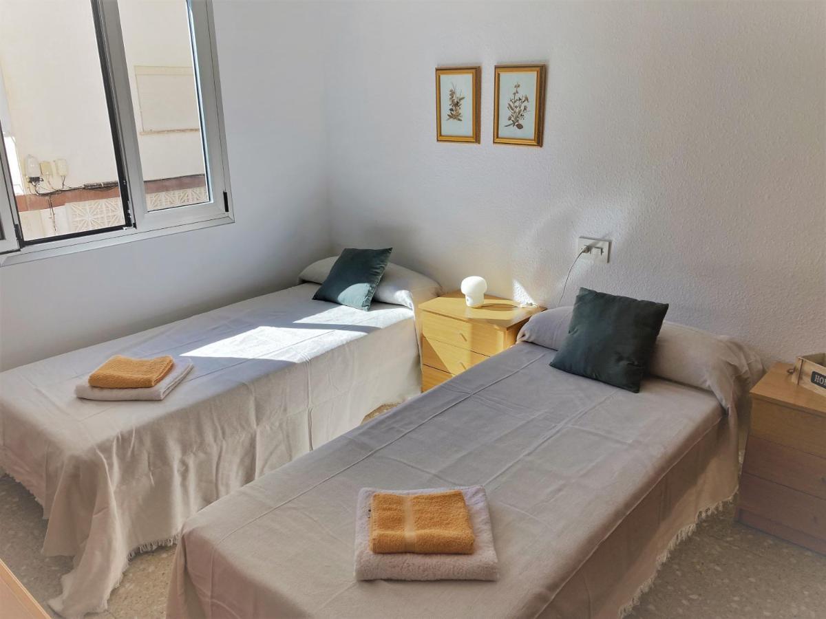 Large With Sea Views Apartment *