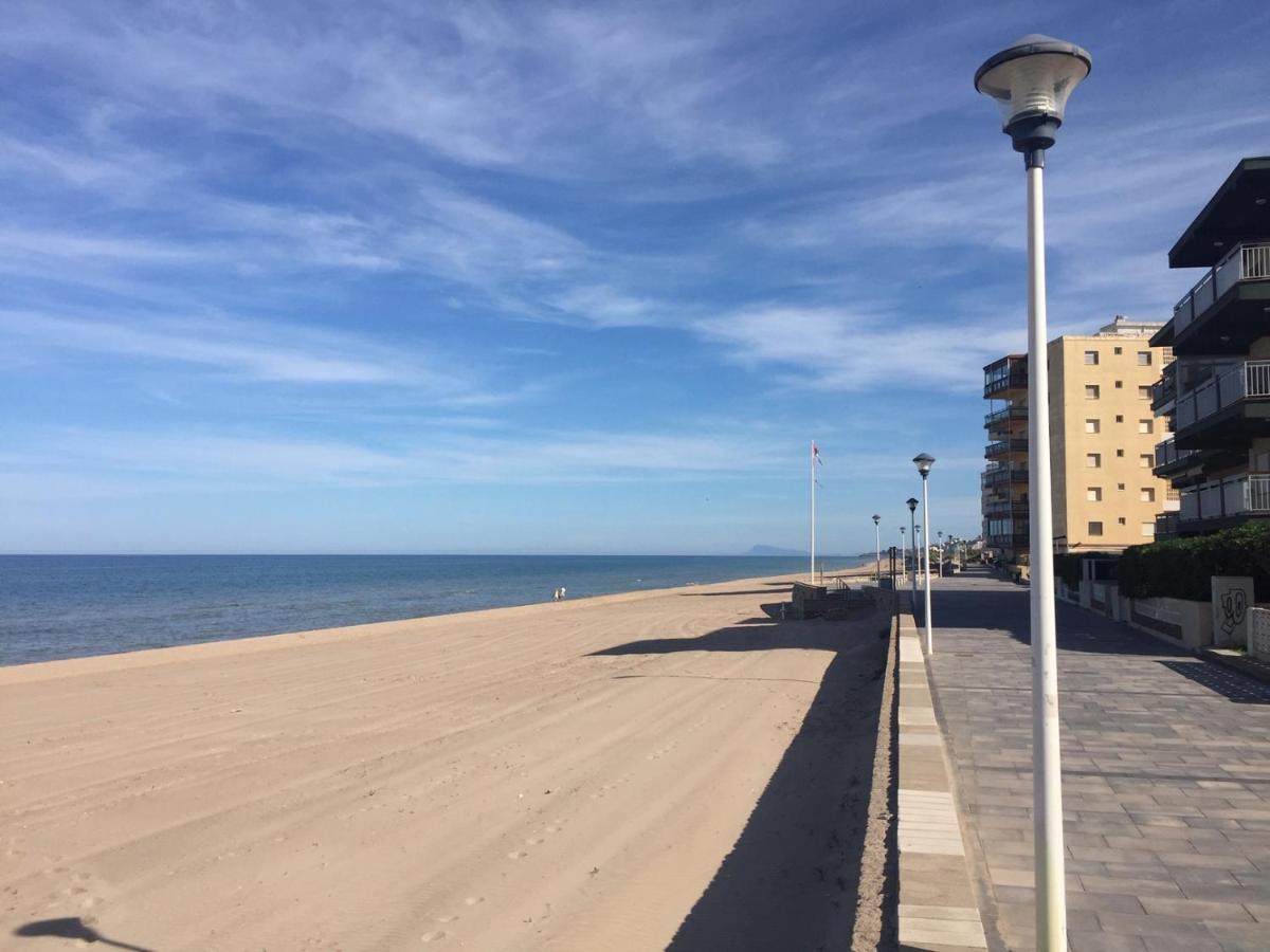 Large With Sea Views Apartment Sueca