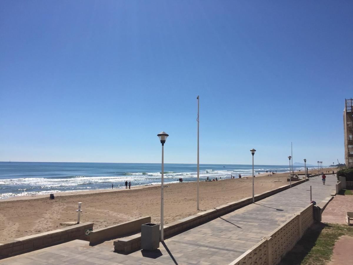 Large With Sea Views Apartment *